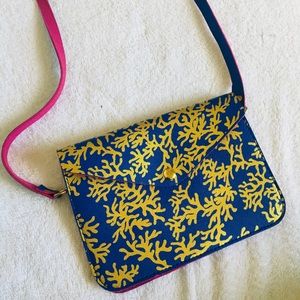 Top it off crossbody handbag